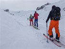 Jaké to je toulat se v zim po horách? Vyzkoueli jsme skialpinismus