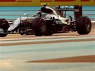 Nico Rosberg bhem kvalifikace na Velkou cenu Abú Zabí.