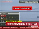Japonská televize varuje ped vlnou tsunami po silném zemtesení.
