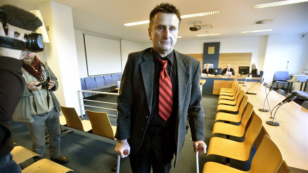 Pavel Sousedík čelí u zlínského soudu obžalobě z vědomého šíření viru HIV.