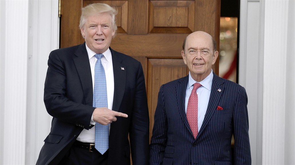 Budoucí prezident USA Donald Trump a jeho pravd�podobný ministr obchodu Wilbur...