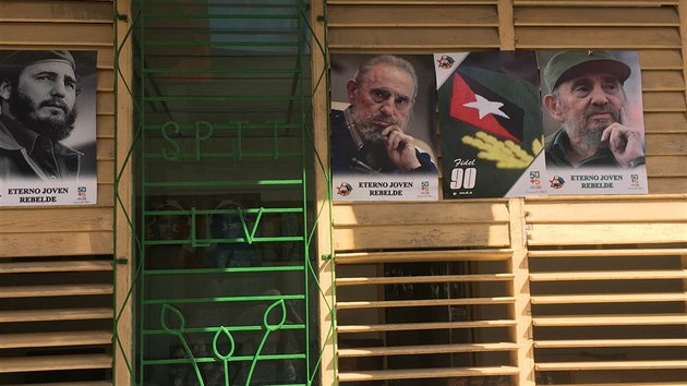 Fotky Fidela Castra v ulicch msta Santa Clara na Kub. (26.11.2016)