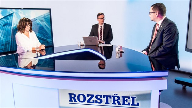 Terezie Kaslová a Jií Ováek v diskusním poadu Rozstel. (21. listopadu 2016)
