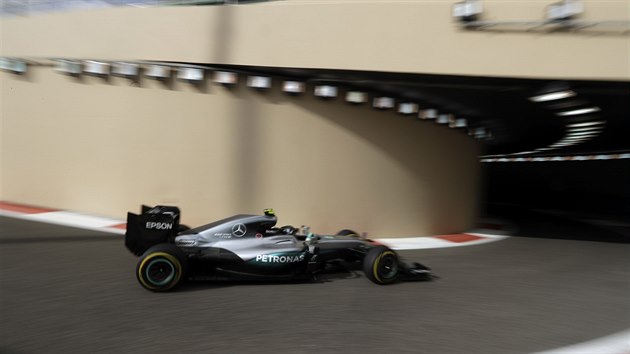 Nico Rosberg pi trninku na Velkou cenu Ab Zab.