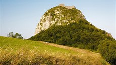 Katai jsou vypovzeni z msta Carcassonne. Francouzská iluminace ze 14. století