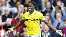NEOBVYKLÁ ZM�NA. Wilfried Zaha se v anglické reprezentaci objevil jen dvakrát,...