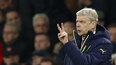 Arsenal trenéra Arsena Wengera klesl po domácí remíze s Paříží na druhé místo v...