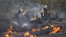 Následky poár v Middletownu v Kalifornii. Fotografie z roku 2015.