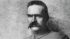 Josef Pisudski byl muem dobrodruného ivota, jeho moc se zmnila v...
