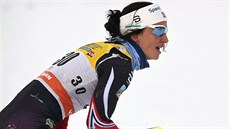 Norská bkyn na lyích Marit Björgenová po dobhu závodu na 10 km klasicky ve...