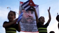 Ned�lní shromá�d�ní v San Salvadoru na oslavu památky Fidela Castra. (27....