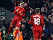 Liverpoolsk objev Benjamin Woodburn se raduje z glu v utkn Ligovho pohru...