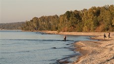 Jezero Bajkal je jako malé moe.