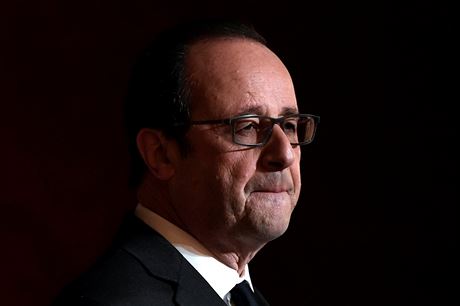 Francouzský prezident François Hollande pi projevu v Elysejském paláci v...