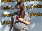 Mila Kunisová v pokroilém stádiu thotenství (20. listopadu 2016)
