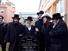 Modlitba na ulici. Z prost�jovsk�jo �idovsk�ho h�bitova je dnes park