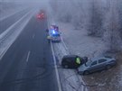 Dopravn nehoda na dlnici D6 u Velk Dobr na Kladensku (5.12.2016).