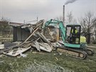 Demolice zahr�dk��sk� kolonie v Jate�n� ulici v Plzni, kterou v posledn�ch...