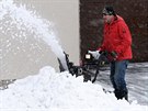 Někteří použili v Čeladné k odklízení sněhu sněhové frézy.