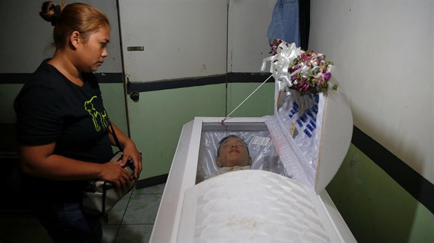 V�lka proti drog�m na Filip�n�ch m� tis�ce ob�t�.