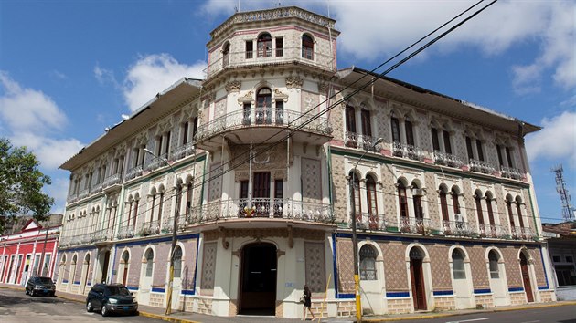 Bývalý nejluxusnější hotel, dnes jsou v něm kanceláře peruánské armády.