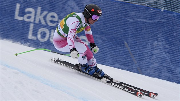 Lara Gutov v superobm slalomu v Lake Louise.