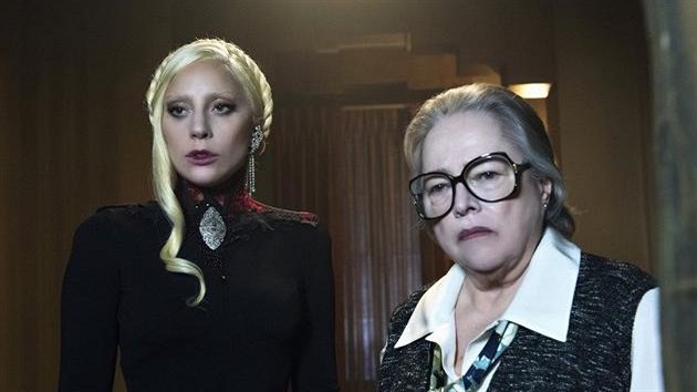 Lady Gaga a Kathy Batesov v serilu American Horror Story - Hotel (2015)