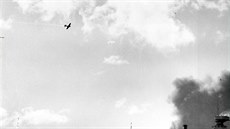 Letecký japonský útok na Pearl Harbor. (7.12. 1941)
