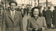Hana s bratrem Arnotem Lustigem roku 1947