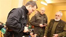 Olomou�tí policisté vyrazili do Bílska na namátkovou kontrolu ú�astník� tamního...