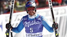 Norský lya Aksel Lund Svindal v cíli superobího slalomu ve Val d'Isere