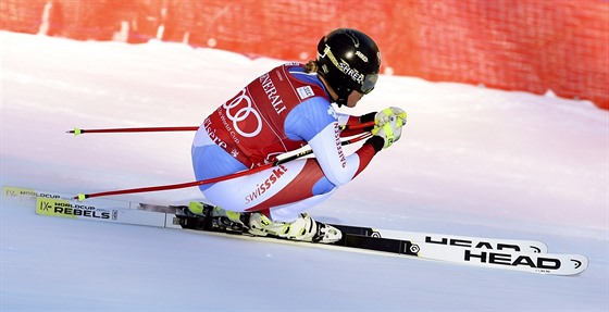 výcarská lyaka Lara Gutová vyhrála ve Val d'Isere i druhý super-G sezony.
