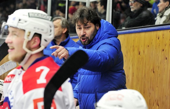 Třebíčský trenér Martin Sobotka dává pokyny.