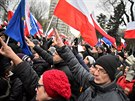 Demonstrace za svobodná média ped polským Sejmem (18. prosince 2016)