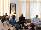 Oficiální vítz gambijských voleb Adama Barrow na setkání se západoafrickými...