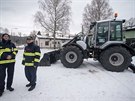 Traktorbagr poídili policisté za necelých 10 milion korun.