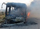 Autobusy, které smovaly do vesnic v syrské provincii Idlib k evakuaci íit,...