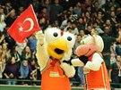 Maskoti tureckého basketbalového klubu Banvit bhem domácího utkání