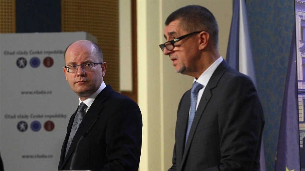 Premiér Bohuslav Sobotka a �éf ANO Andrej Babi�