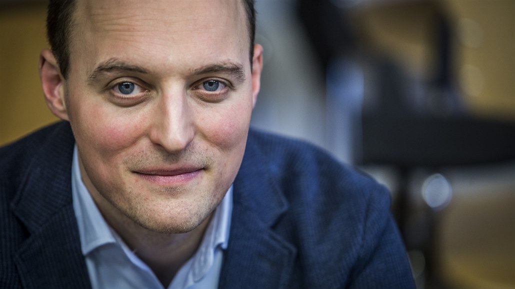 Nikdy není moc brzo za�ít se bavit o d�le�itých v�cech, �íká mladý psycholog...