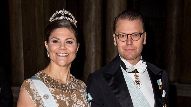 vdsk korunn princezna Victoria a jej manel princ Daniel (Stockholm, 11. prosince 2016)