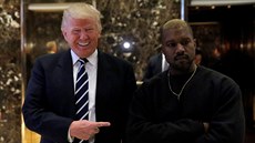Rapper Kayne West navštívil newyorský mrakodrap Trump Tower, kde se setkal s...