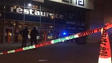 Evakuace stadionu v Praze- Letanech (17. prosince 2016).