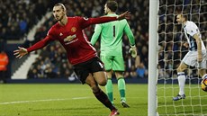 RYCHLÉ VEDENÍ. védský útoník Zlatan Ibrahimovi poslal Manchester United na...