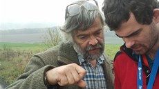 Geolog Vladimír Cajz (vlevo).