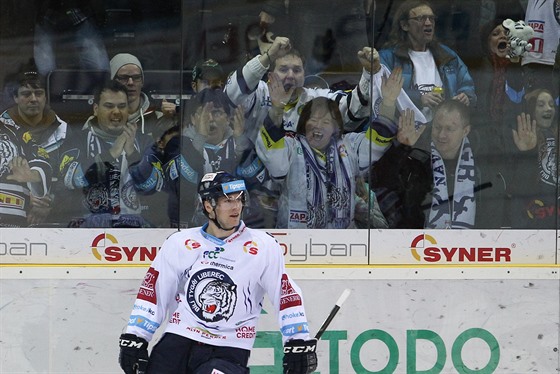 Hokejisté Liberce ve 32. kole vyhráli nad prvním T�incem 3:0 a dotáhli se na...