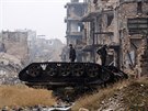 Trosky tanku ve vládou kontrolované ásti Aleppa (13. prosince 2016)