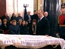 Vladimir Putin na pohbu velvyslance Karlova