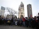 Lidé v Berlíne uctili památku obtí pondlního útoku (21. prosince 2016)