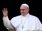 Pape Frantiek poehnal Mstu a svtu a popál pokoj a mír lidem v Sýrii a...